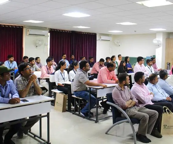 CFlo attends a National Conference at SVNIT Surat: photo 6