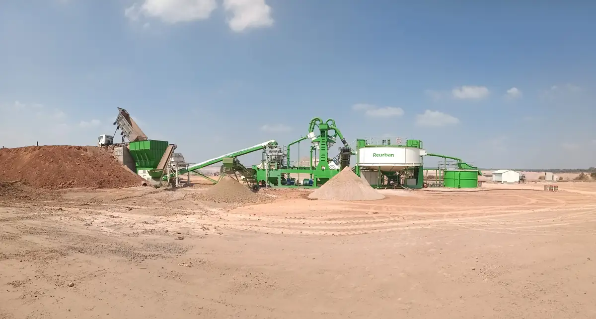Coal Mining Overburden to Sand: photo 1