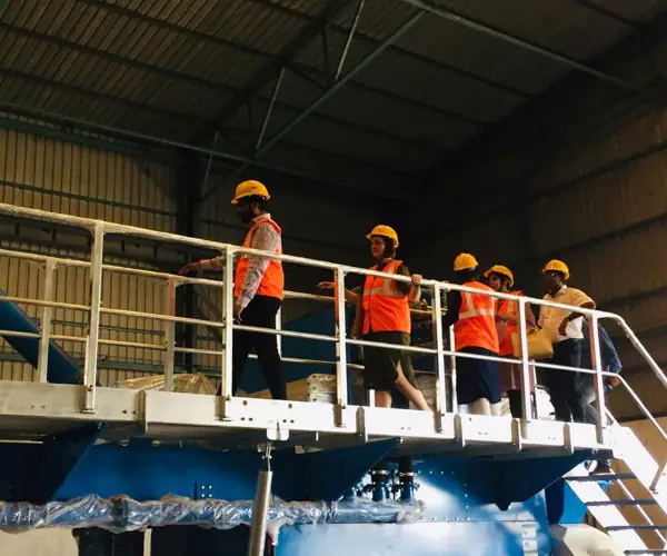 Rhiannon Harries visits CFlo Workshop: photo 3