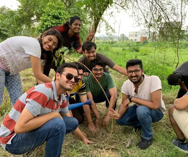 Sand Grains Foundation leads tree planting campaign in Kolkata: photo 1