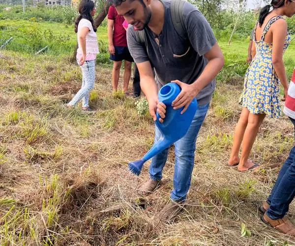 Sand Grains Foundation leads tree planting campaign in Kolkata: photo 7