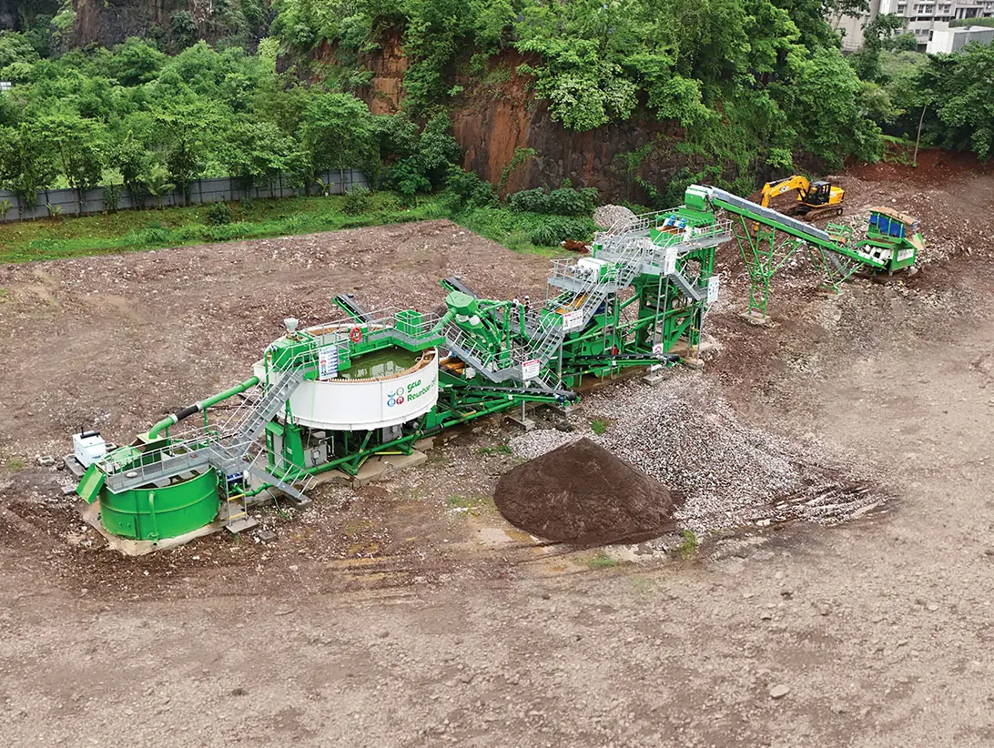 The Reurban D5100 recycling C&D waste inside Mumbai city limits