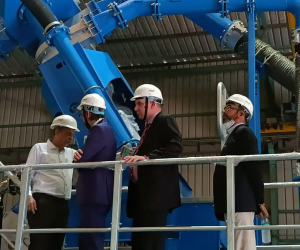 Senior UK Diplomats visit CFlo's Manufacturing Facility in Kolkata