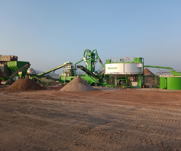CFlo Partners with NLC India to Pioneer Green Initiative: Producing M-Sand from Overburden for Sustainable Construction